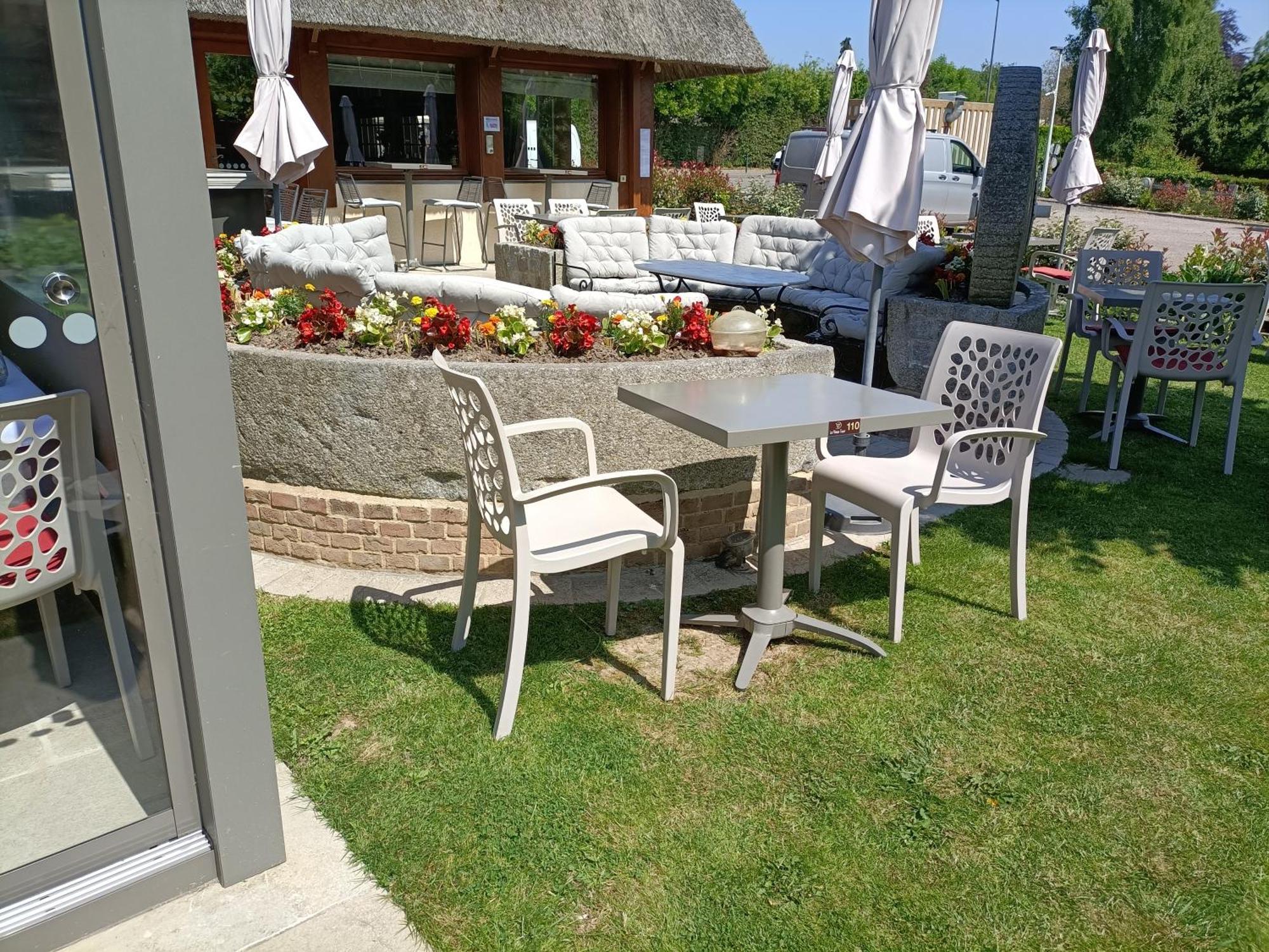 Auberge Du Vieux Tour Le Manoir Canapville  Dış mekan fotoğraf