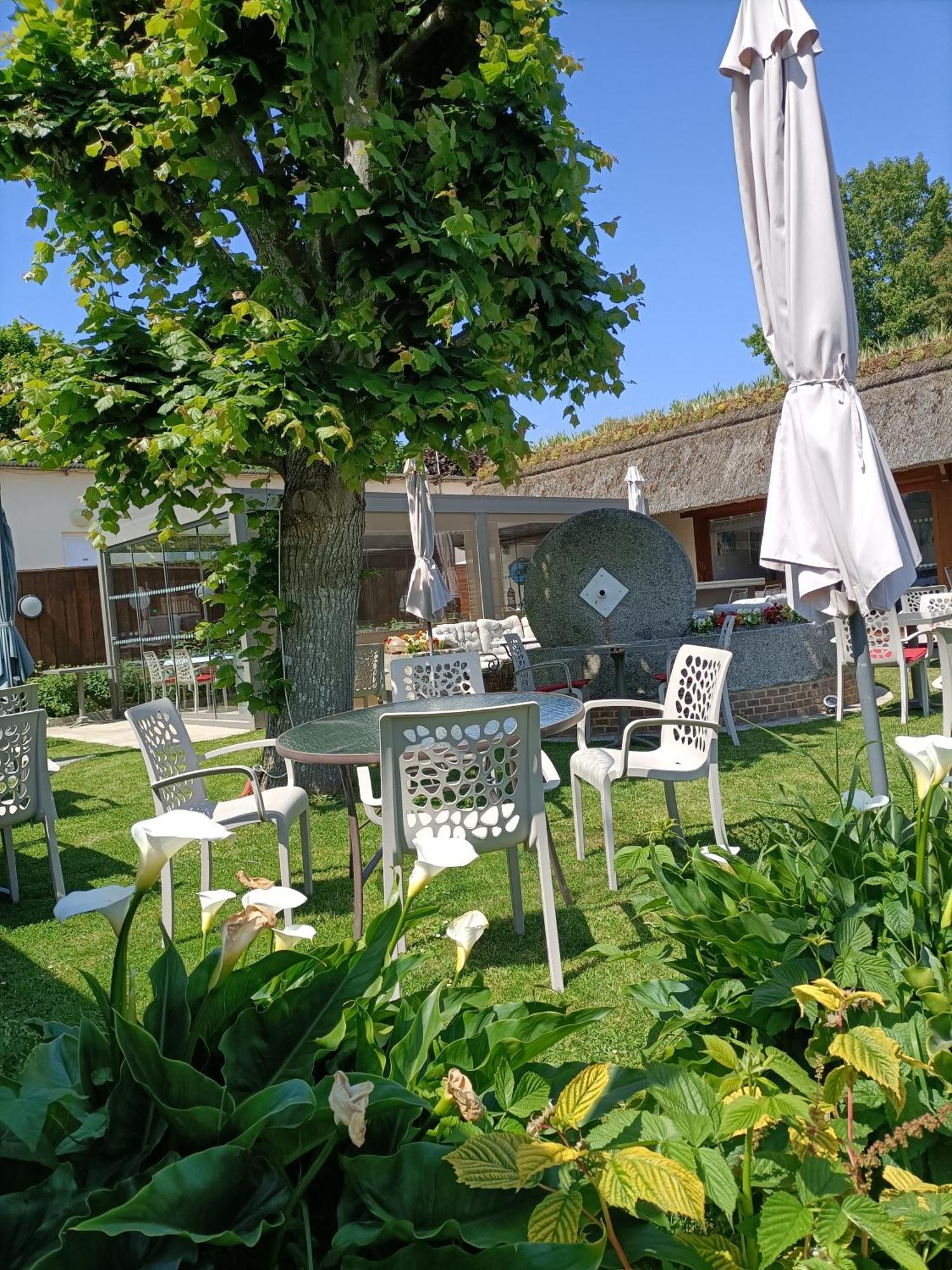 Auberge Du Vieux Tour Le Manoir Canapville  Dış mekan fotoğraf