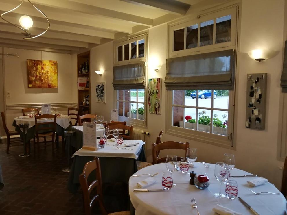 Auberge Du Vieux Tour Le Manoir Canapville  Dış mekan fotoğraf