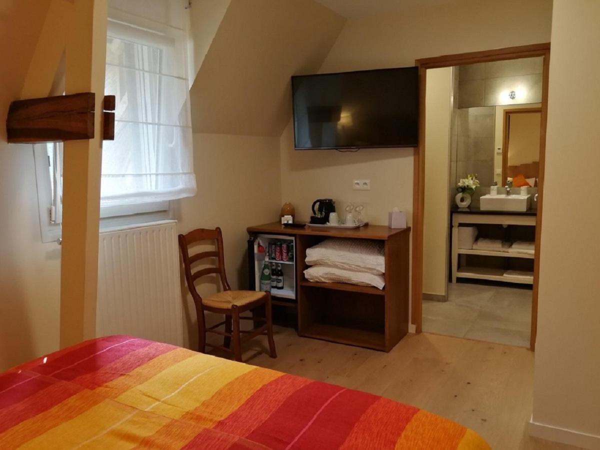 Auberge Du Vieux Tour Le Manoir Canapville  Dış mekan fotoğraf