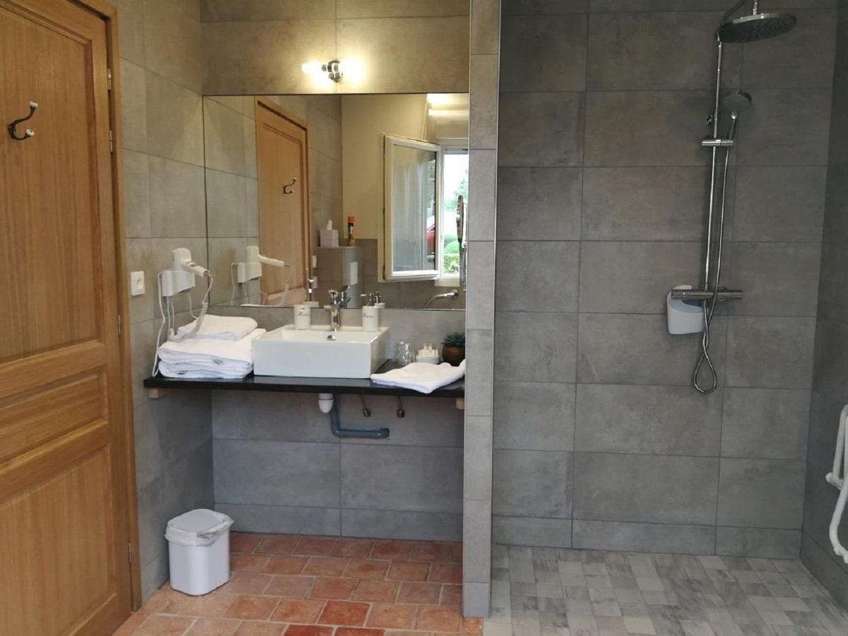 Auberge Du Vieux Tour Le Manoir Canapville  Dış mekan fotoğraf